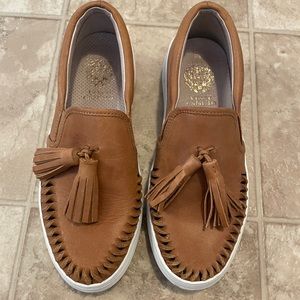 Vince Camuto loafer sneaker women’s size 7